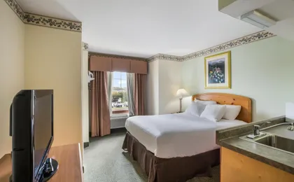 Americas Best Value Inn & Suites Three Rivers