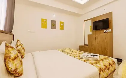 Fabhotel Marella Suites