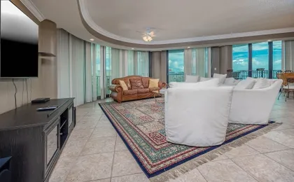 Lighthouse On The Bay 2513 3 Bedroom Condo