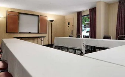 Red Roof Inn Birmingham South