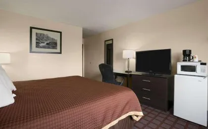 Super 8 by Wyndham Saginaw