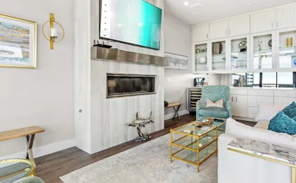 Crest One by Avantstay Rooftop Views, Pool Access, Golf Cart Included