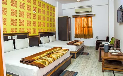 Hotel Udai Palace - Centrally Located Budget Family Stay