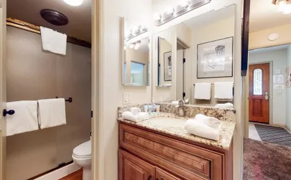 Chateau de Montagne 1 Spacious Townhome with Great Complex Amenities On the Shuttle Route by RedAwning