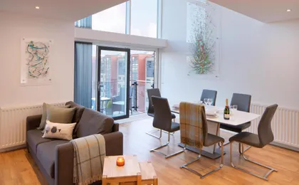 City Centre Apartment with Free Secure Underground Parking