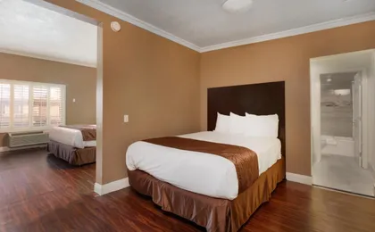 Americas Best Value Inn & Suites Anaheim Convention Center