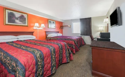 Knights Inn Ferguson