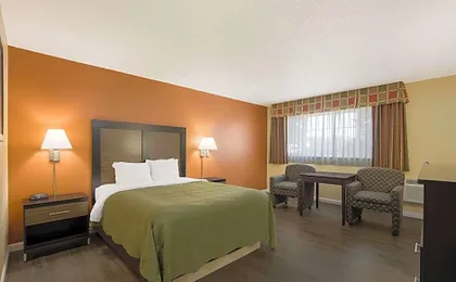Quality Inn & Suites Medford Airport