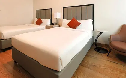 Asiatic Hotel by LaGuardia Airport