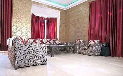 Hotel Ashray Noida