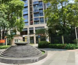 Little Leaf Hotel Apartment - Guangzhou Hanxi Changlong Metro Station