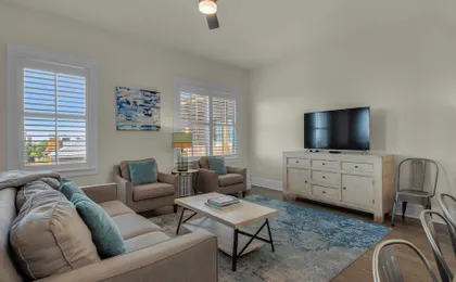 Coastal 3BR Condo With Pool & Shuttle : Snowbird Friendly!