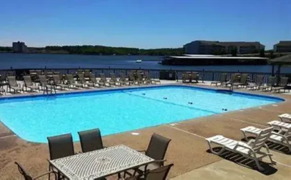 Amazing Lakefront Pool On Coveted Horseshoe Bend!