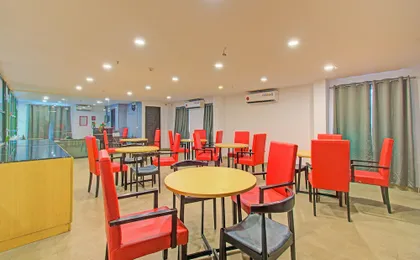 Fabhotel The Vibe