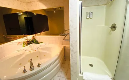 Fleetwood Inn Suites