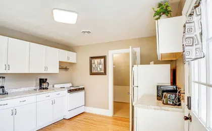 2 Mi to Dtwn: Studio Suite in Sheboygan
