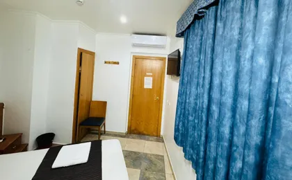 Hostal Mont Thabor (Adults only)