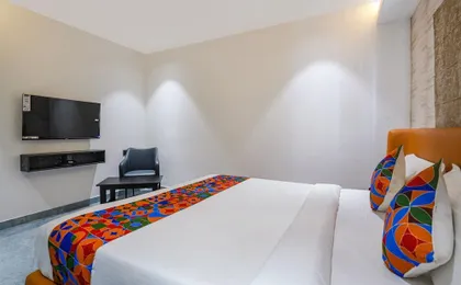 Fabhotel Prime Cloud 5 Studios