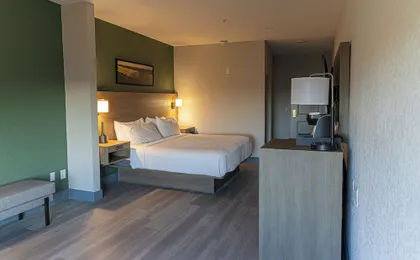 The Bridges Hotel