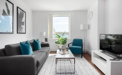 Lincoln Plaza Serviced Apartments by TheSqua.re