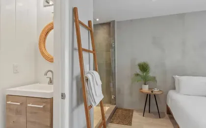 Walk to Trestles Beach, Shared Yard+firepit El Camino Surfhouse A by Avantstay