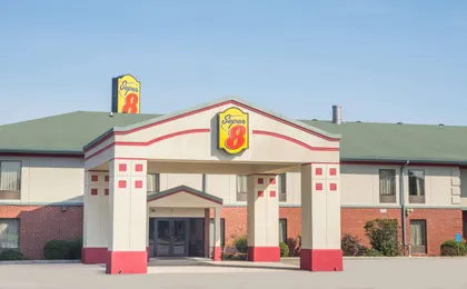 Super 8 By Wyndham Grayson