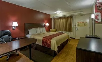 Clarion Pointe Kennesaw Town Center