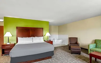 Quality Inn & Suites Vail Valley
