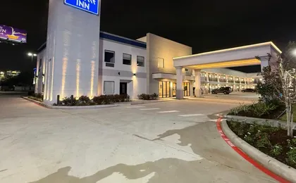 Palace Inn Blue 290 W 43rd & Bingle Rd