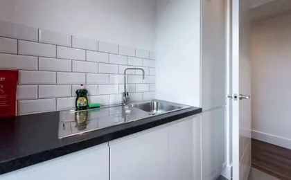 Stunning Hyde Park Apartment SS3