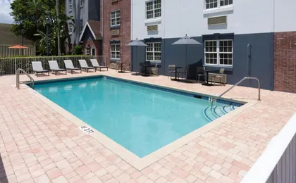 Candlewood Suites Miami Doral, An Ihg Hotel