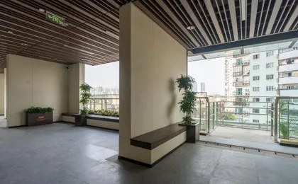 Runxuan Executive Apartment (Shenzhen Window of the World Happy Valley Branch)
