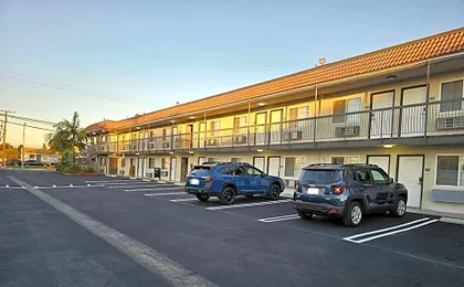 Travelodge by Wyndham Fullerton Near Anaheim