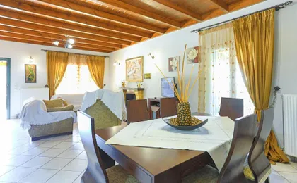 Villa Chrisdina in Nymfes