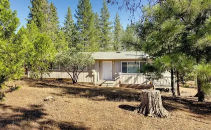 Groveland Vacation Rental w/ Private Deck & Grill!