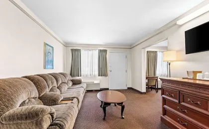 Surestay Hotel by Best Western Castro Valley