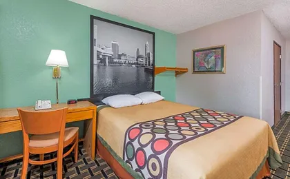 Super 8 by Wyndham Twinsburg/Cleveland Area