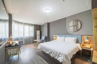 Home Inn Neo Nanjing Qiaobei Hongyang Plaza Taishan New Village Metro Station