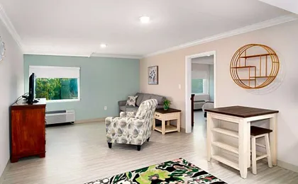 Bella Vista Hotel & Suites