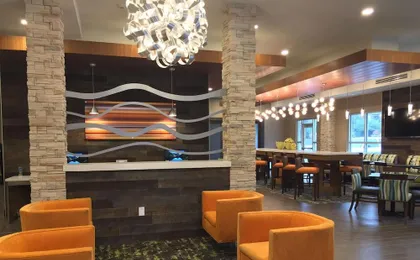 Comfort Suites
