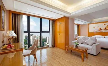 Vienna Hotel Chongqing West Station Southwesten Hospital