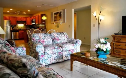 2BR/2BA condo Sienna Park