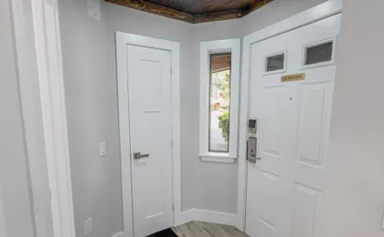 112 Arrowhead Unique Lakefront 2br At Kingston 2 Bedroom Condo