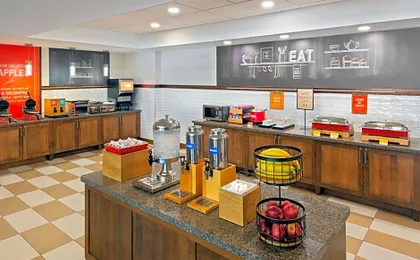 Hampton Inn & Suites Clayton/St. Louis-Galleria Area