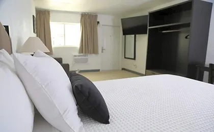 Holiday Isles Resort