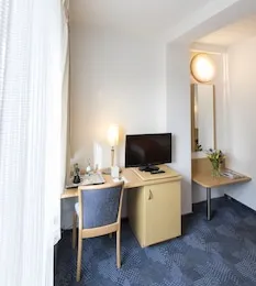 Hansa Hotel