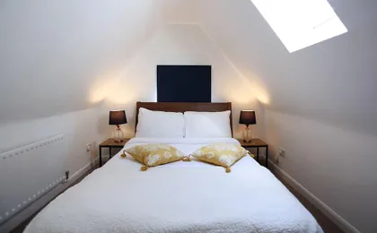 3 Beds 2 Baths Oxford Circus