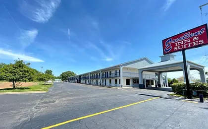Excellent Inn & Suites