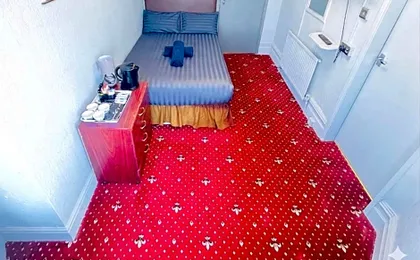 HOTEL BLUE OCEAN - New Management - Check In Until 4AM