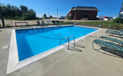 Days Inn by Wyndham Rolla